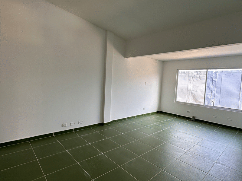 BODEGA - Cerca al Aeropuerto