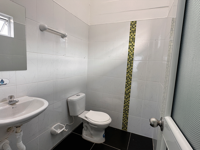 BODEGA - Cerca al Aeropuerto