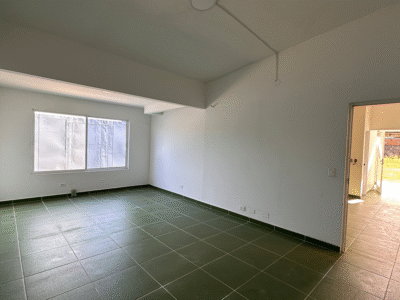 BODEGA - Cerca al Aeropuerto