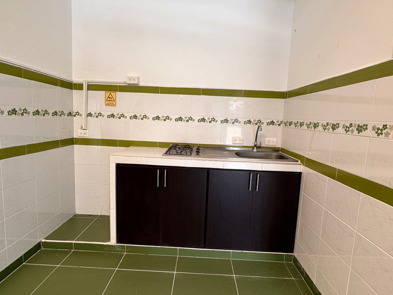 BODEGA - Cerca al Aeropuerto