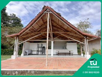 CASA CAMPESTRE, FINCA, 2 HECTÁREAS - A 20 MIN DE YOPAL